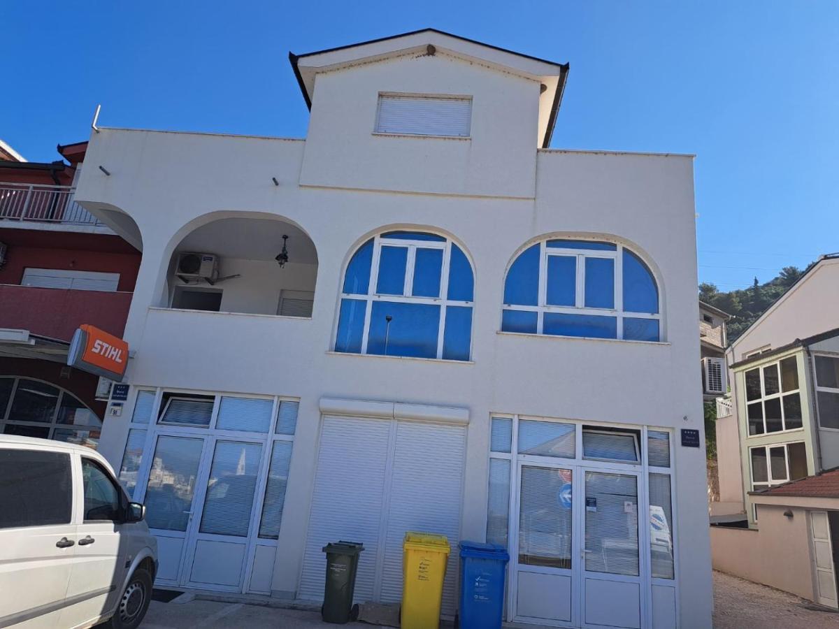 Villa Ika Ploce  Luaran gambar